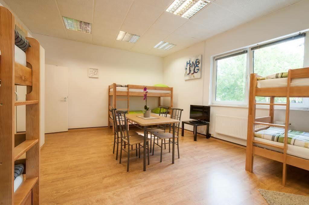 K 357 - Staffboarding - Personal- Und Monteurzimmervermietung Und Vermittlung In Hamburg Und Umgebung Kültér fotó
